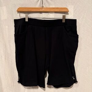 Chico’s Weekends Black Women's Bermudas